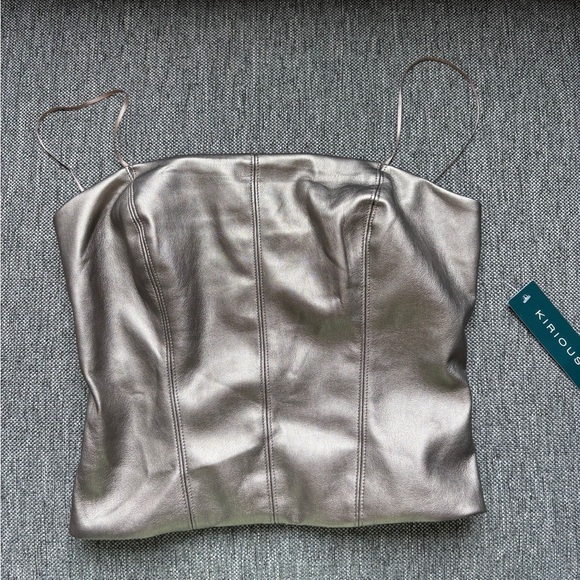 KIRIOUS LOS ANGELES Tops - NWT Kirious pleather corset cropped top medium
